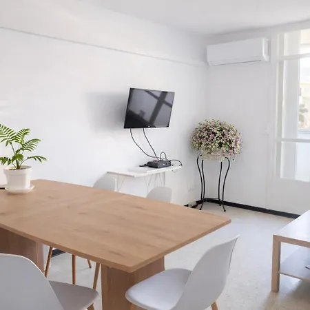 Spacious And Bright Near 3beds Ac Quiet With Garden Near Apartment Bastia (Corsica)