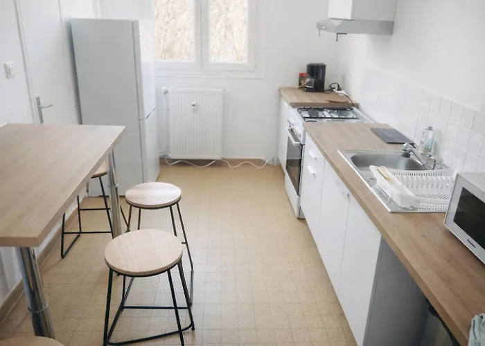 3 Lits Proche De Commerces Et Avec Clim Bastia (Corsica)