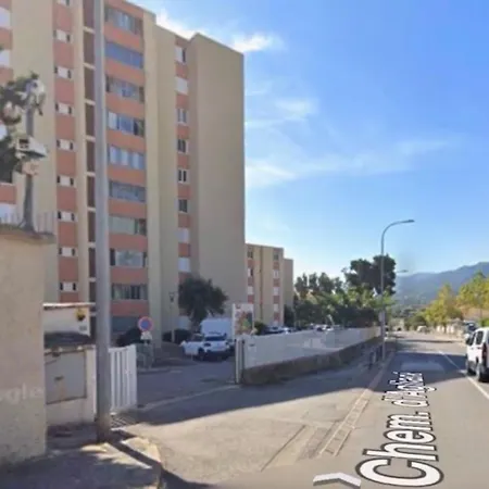 アパート Spacious And Bright Near 3beds Ac Quiet With Garden Near *